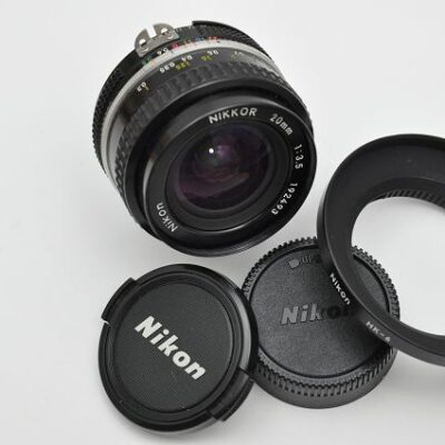 Nikon 20mm 3.5 AIS - schon ab Blende 3.5 im Zentrum extrem scharf