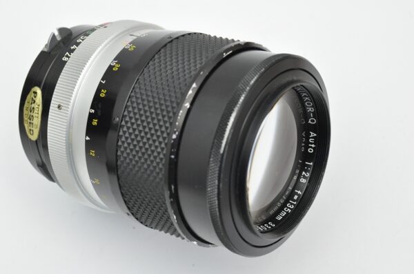 Nikon Nikkor 135mm 2.8 Non-Ai Objektiv - herausragende Schärfeleistung