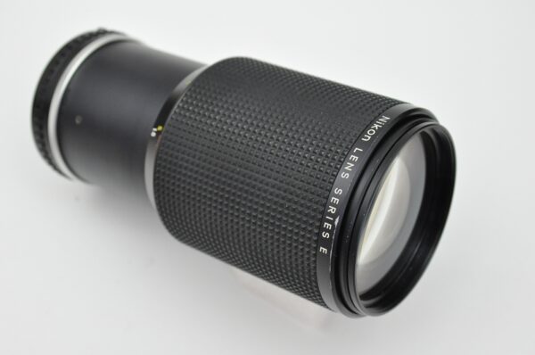 Nikon Serie E Zoom 70-210mm 4.0 AIS – optimale Schärfe bei Blende 5.6