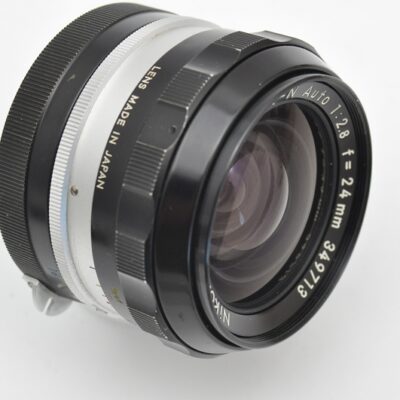 Nikon Nikkor 24mm 2.8 - Non-AI - extrem scharf ab Blende 2.8