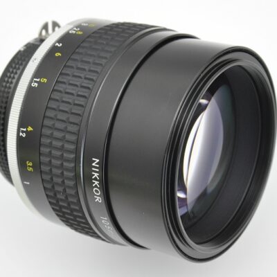 Nikon Nikkor 105mm 1.8 -AIS - schon bei maximaler Öffnung brillant scharf